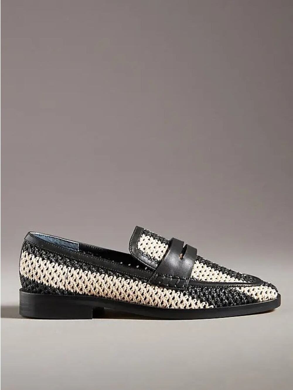 Dolce Vita Halley Black Raffia
Loafers Size 5